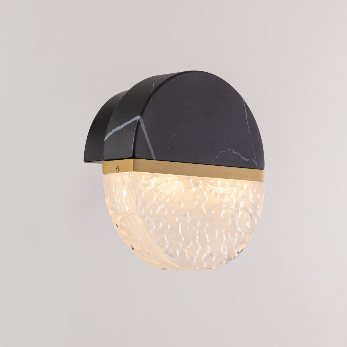 MB25030008-1A brass/black