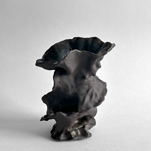 Ваза Katya Berlin BlackClay 02 Black Clay BERLIN02