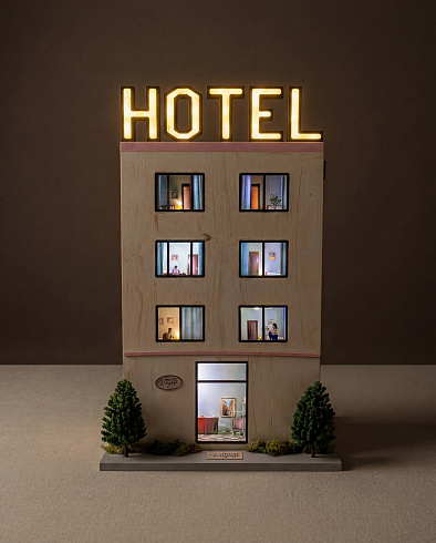 Настольная лампа Seletti Hotel Voyeur Hotel Voyeur 10457