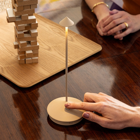 Настольная лампа Zafferano Pina pro Gold  Pina LD1650BFO