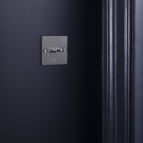 Выключатель Buster and Punch 1G / Cross / With B+P Logo / Steel Switches CTK-073454