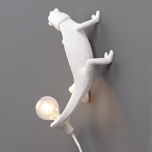 Настенный светильник Seletti Chameleon Going Up USB Chameleon Lamp 15092