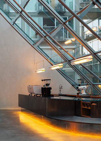 Подвесной светильник A-N-D Vale 3 Vertical EE Anthracite Vale VAL-3-P-V-EE-ANT