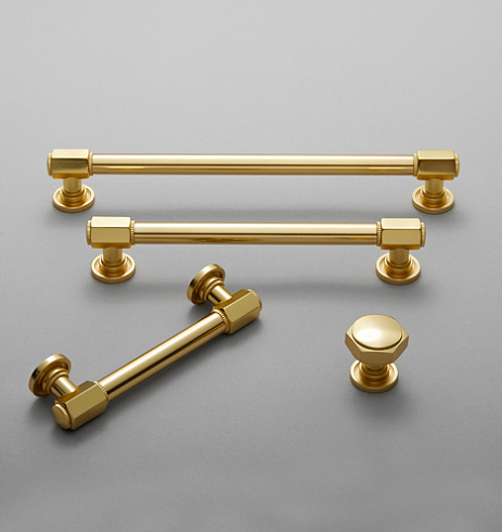Ручка-скоба Rejuvenation Hassalo L.10.2 Aged Brass Hassalo 2465533 (C106308)