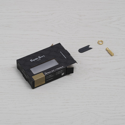 Тумблер Buster and Punch Toggle Switch smoked bronze Plates and Modules CTK-092046