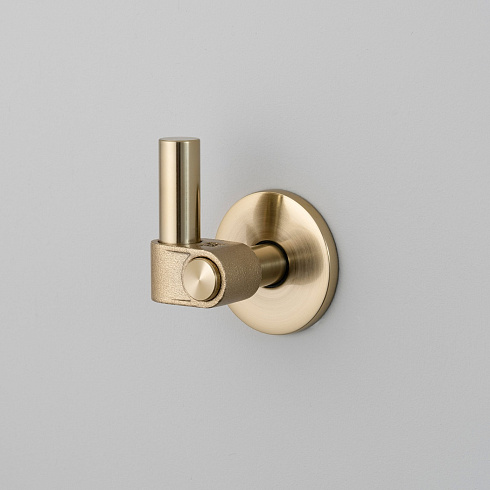 Крючок Buster and Punch Cast Brass Cast UHS-051265
