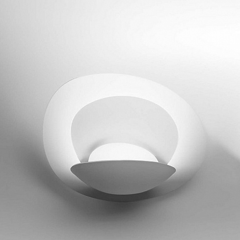 Настенный светильник Artemide Pirce White Pirce 1240010A