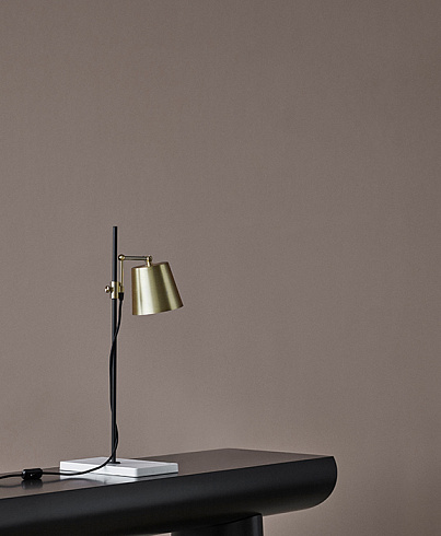 Настольная лампа Karakter LAB LIGHT Brass Lab Light 200940