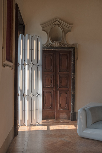 Система A-N-D Vale 6 Vertical SS Anthracite Vale VAL-6-P-V-SS-ANT