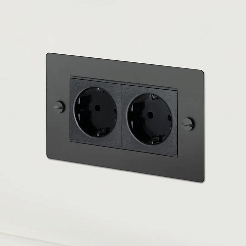 Розетка Buster and Punch 2G EURO black Sockets UK-MG-CO-2G-BL-A