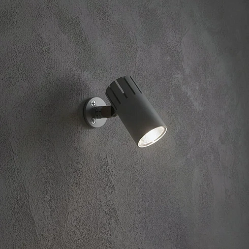 Настенный/Потолочный светильник Viabizzuno P1 IP65 night black P1 Vb6.566.03