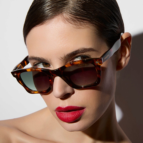 Солнцезащитные очки Seletti DAKOTA - Green Gradient SELETTI X OKKIA OKS02-CHG