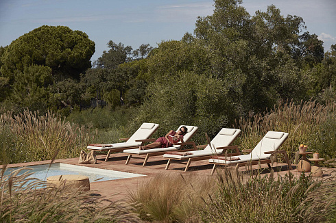 Шезлонг Delight Collection Outdoor Grace Grace Grace Сhaise Lounge