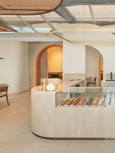 Подвесной светильник ILTI LUCE Zirkol Oval 103W 4000K Dali Black  Zirkol BZRO16A30G15NNE