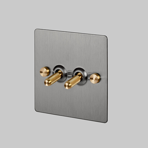 Выключатель Buster and Punch 2G Toggle Smoked Steel/brass Switches UK UK-TO-CO-2G-ST-BR-A