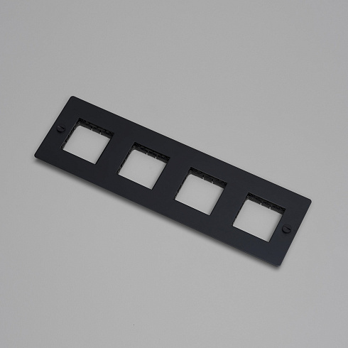 Рамка Buster and Punch 4G black Plates and Modules CPL-022025