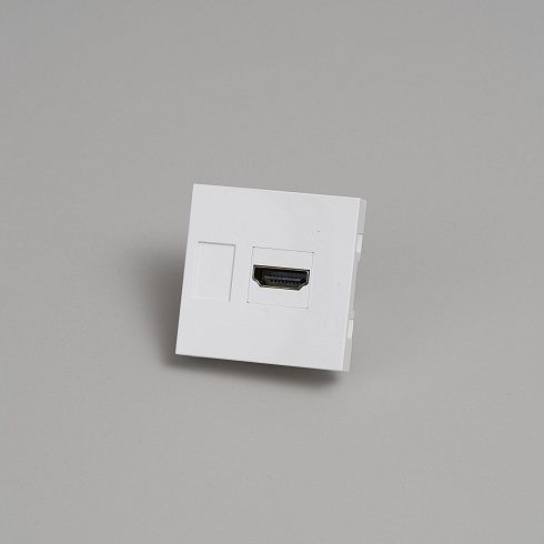 Модуль Buster and Punch HDMI white Plates and Modules CXM-141907