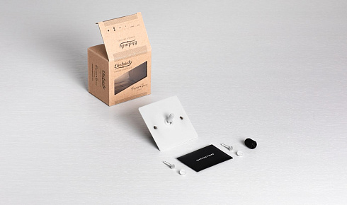 Выключатель Buster and Punch 1G Toggle White/brass Switches UK UK-TO-CO-1G-WH-BR-A