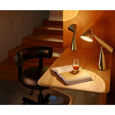 Настольная лампа Tom Dixon Pose Task Light Gold Pose POTL11GO-TUN01M1
