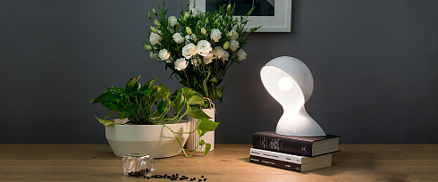 Настольная лампа Artemide Dalu White Dalu 1466000A