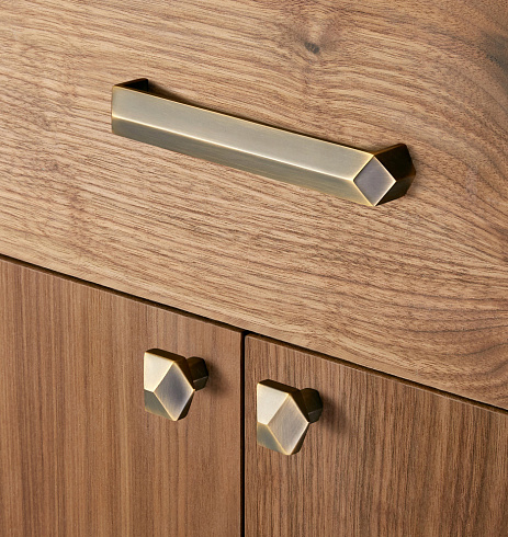 Ручка-кнопка Rejuvenation Blake d.3.2 Aged Brass Blake C4941