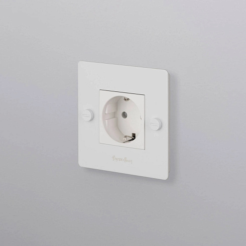 Розетка Buster and Punch 1G Schuko Type F White logo Sockets CSK-143447