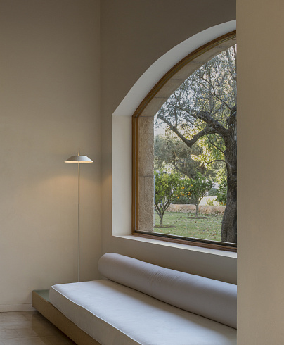 Торшер Vibia Mayfair 5515 Gold 2700К Sensor Mayfair 551520/16