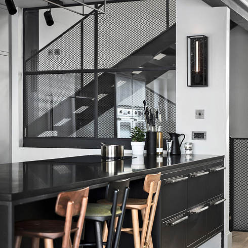 Настенный светильник Buster and Punch Caged Large Black marble Caged RCA-023381