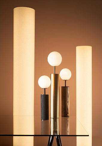 Настольная лампа CVL Luminaires CO Small Glossy White CO CO Small + BC