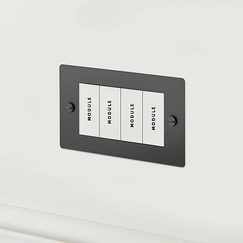 Рамка Buster and Punch 2G, 4 Mod White Plates and Modules UK-MG-PL-4M-WH-A