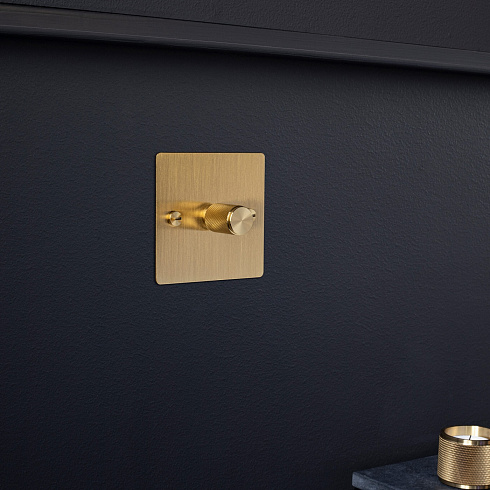 Диммер Buster and Punch 1G Brass Switches UK UK-DI-CO-1G-LED-BR-A