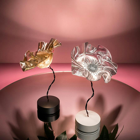 Настольная лампа Slamp Lafleur Battery Velvet Lafleur LAFT000VLV000BT000EU