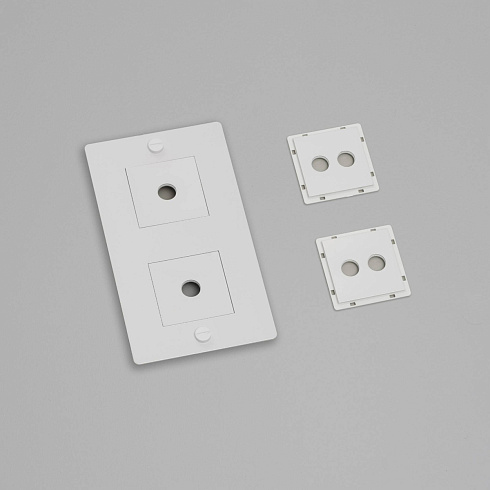 Рамка Buster and Punch 2G Vertical with Infills white Plates and Modules CPL-142390