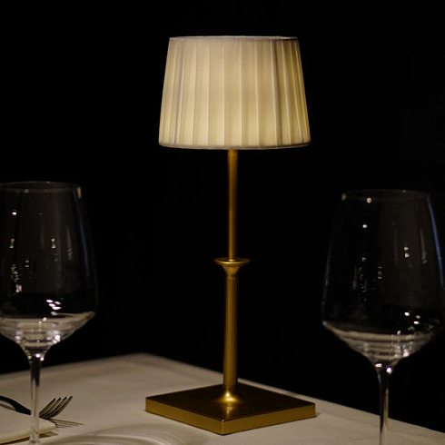 Настольная лампа Zafferano Poldina Classic Matt gold / Ivory Poldina LD1230O3