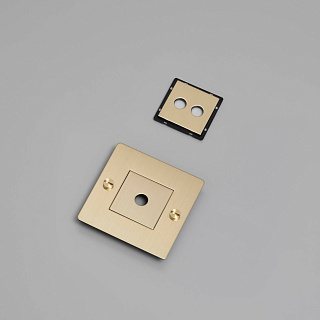 1G Horizontal with Infills brass