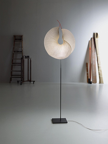 Напольный светильник Ingo Maurer Yoruba Rose LED Yoruba Rose 2922500