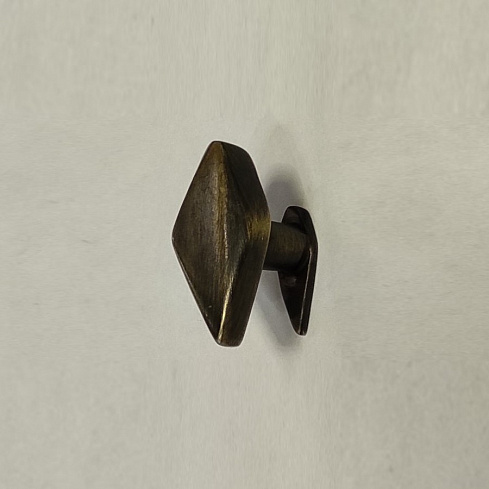 Ручка-кнопка Pull Cast Karat Aged Brass Karat CM3007