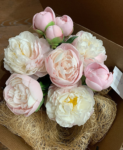 Цветы из холодного фарфора Jardiz Признание Английской королеве Peony