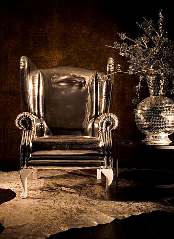 Кресло Eric Kuster VICEROY wing chair VICEROY