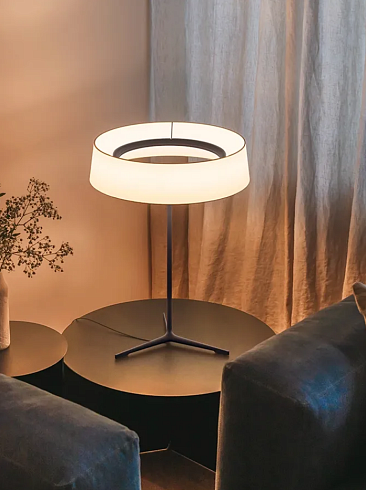 Торшер Vibia Dama 3230 Black 2700K Push Dama 323011/15