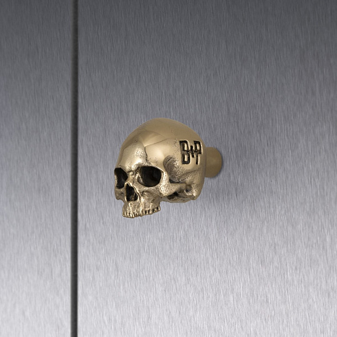Ручка-кнопка Buster and Punch Skull Brass Skull UFK-051828