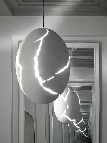 Подвесной светильник Ingo Maurer Broken Egg 