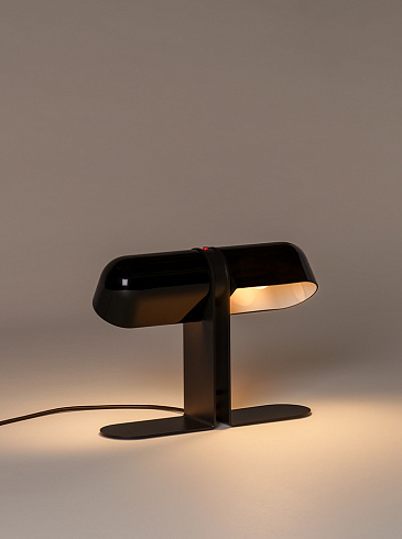 Настольная лампа Santa and Cole Duo black Duo DUOTA01