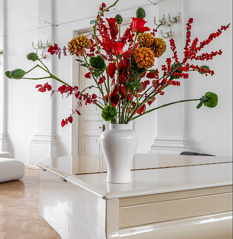 Ваза Сказ по краю Башня Лунной Тени 