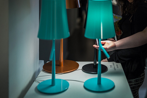 Настольная лампа Foscarini Birdie Grande Grey Birdie FN221001S_25