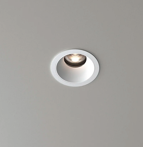 Спот Oty Light Invisibile 1B 15W 3000К 50 White on/off Invisible 3V1B.33L.66