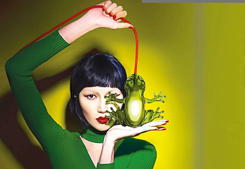 Настольная лампа Qeeboo Hungry Frog Topaz Hungry Frog 59001TO