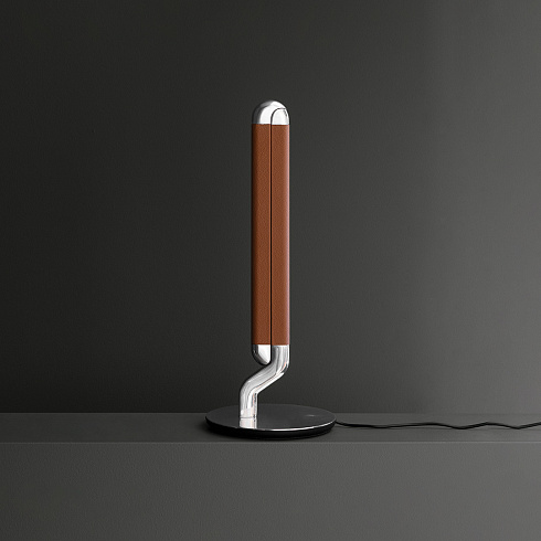 Настольная лампа Contardi Picchio Polished aluminium / Cognac leather Picchio ACAM.006318