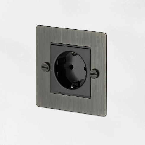 Розетка Buster and Punch 1G smoked bronze Sockets UK UK-MG-CO-1G-SM-A