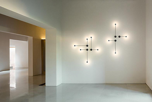Настенный светильник Vibia Pin 1694 Black Pin 169411/10